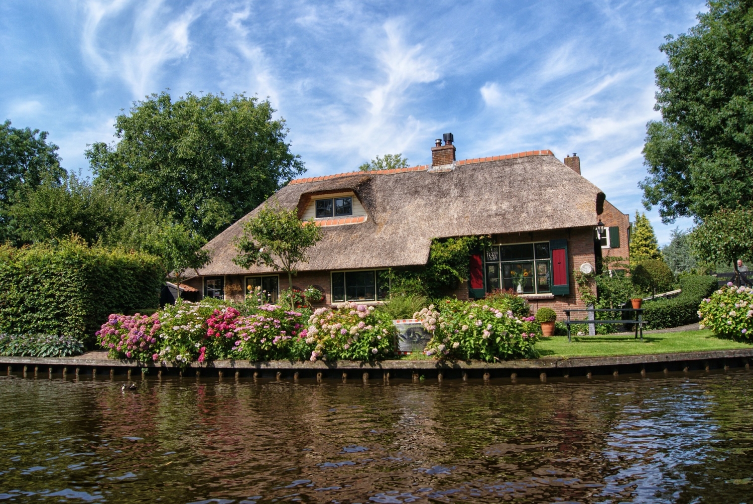 Immobilieneigentum_giethoorn2368494_1920_MichaelvanderVegt_Pixabay